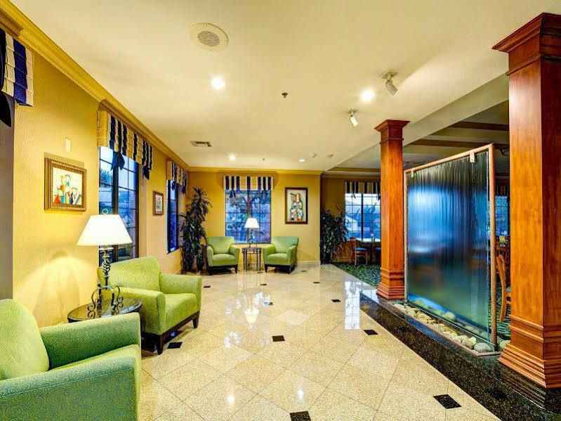 Holiday Inn Express San Diego - Rancho Bernardo, An Ihg Hotel Экстерьер фото